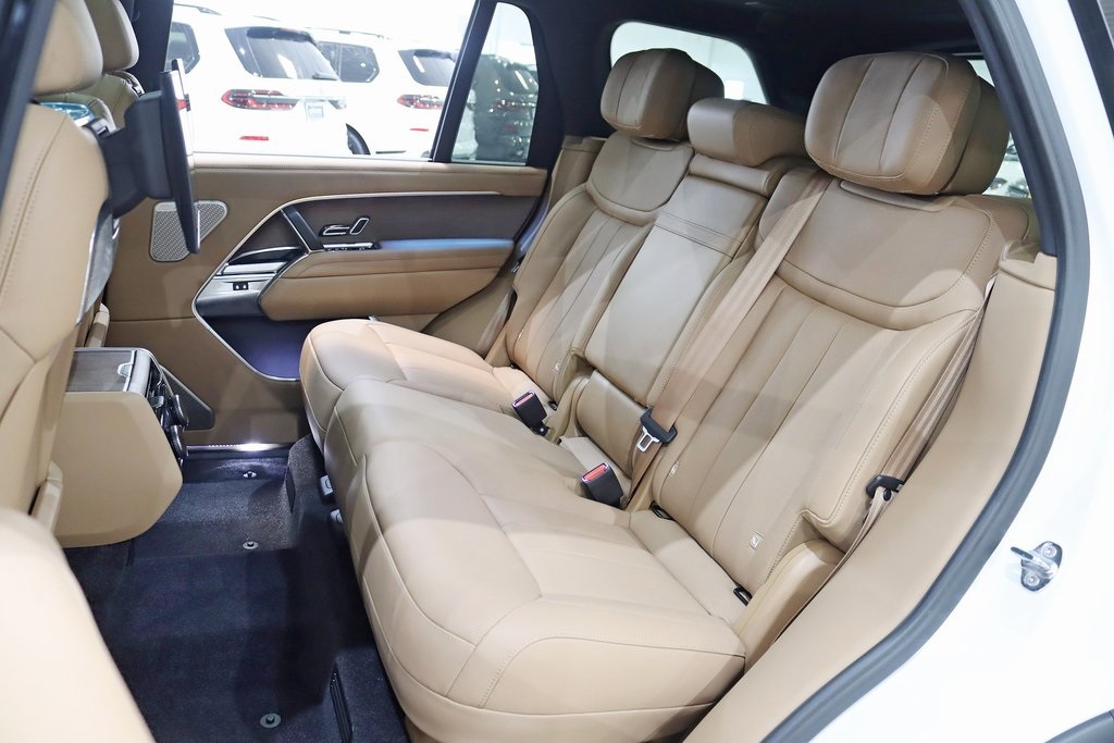 2024 Land Rover Range Rover Autobiography photo 30