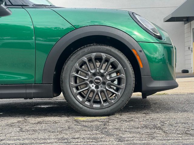 2026 Mini Cooper 2 Door Hardtop Signature photo 3