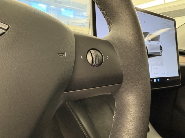 2023 Tesla Model Y Long Range photo 12