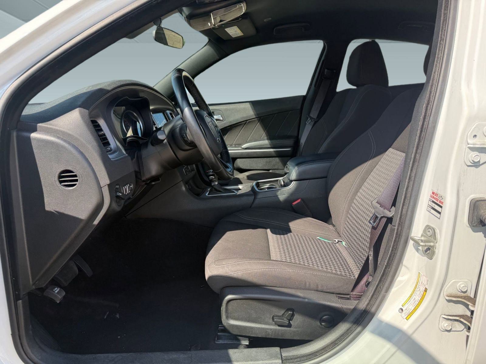 2023 Dodge Charger SXT photo 4