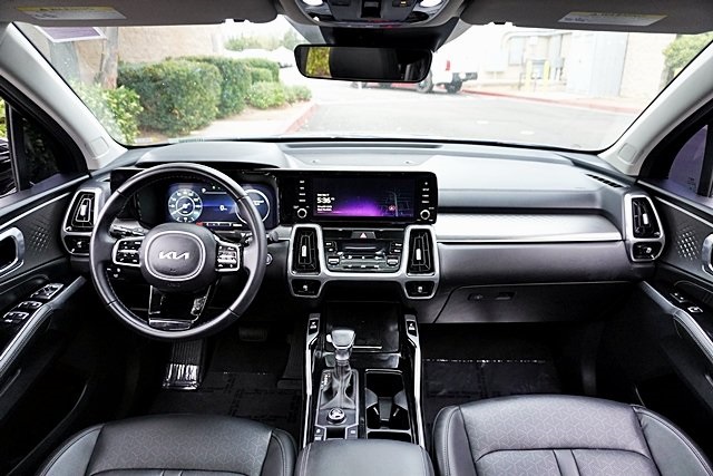 2023 Kia Sorento SX photo 20