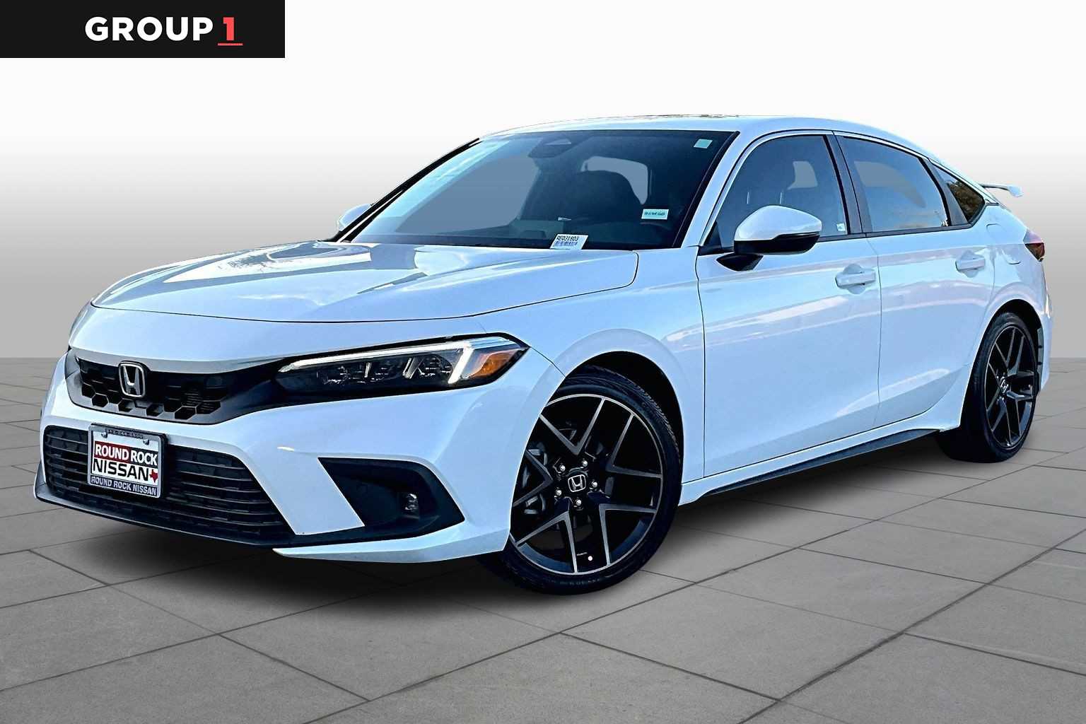 2024 Honda Civic Hatchback Sport Touring's photo