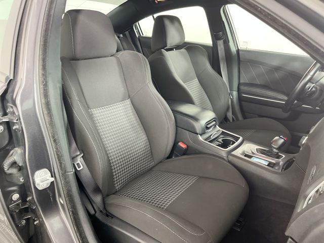 2022 Dodge Charger R/T photo 24