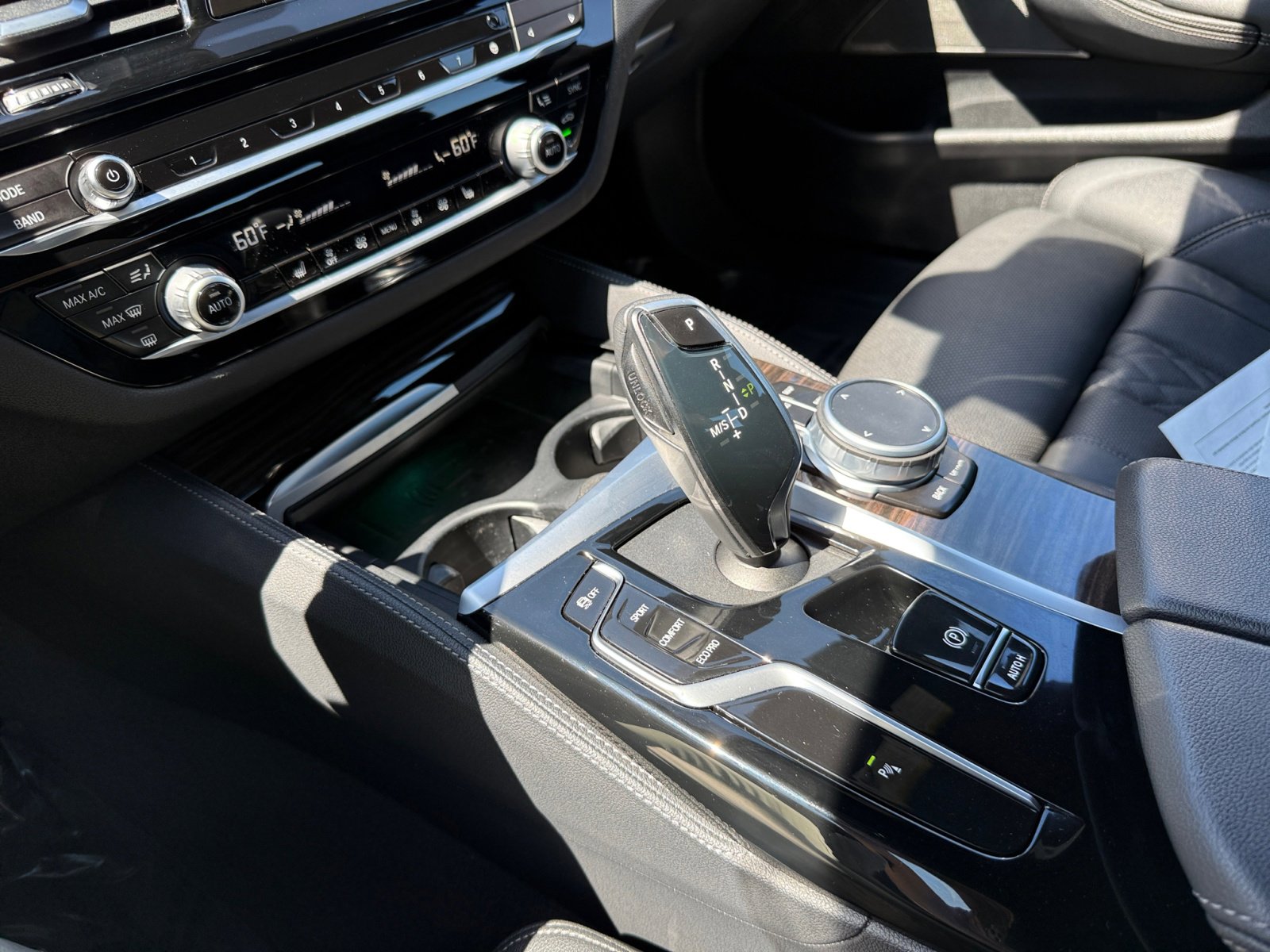 2022 Bmw 540i photo 12