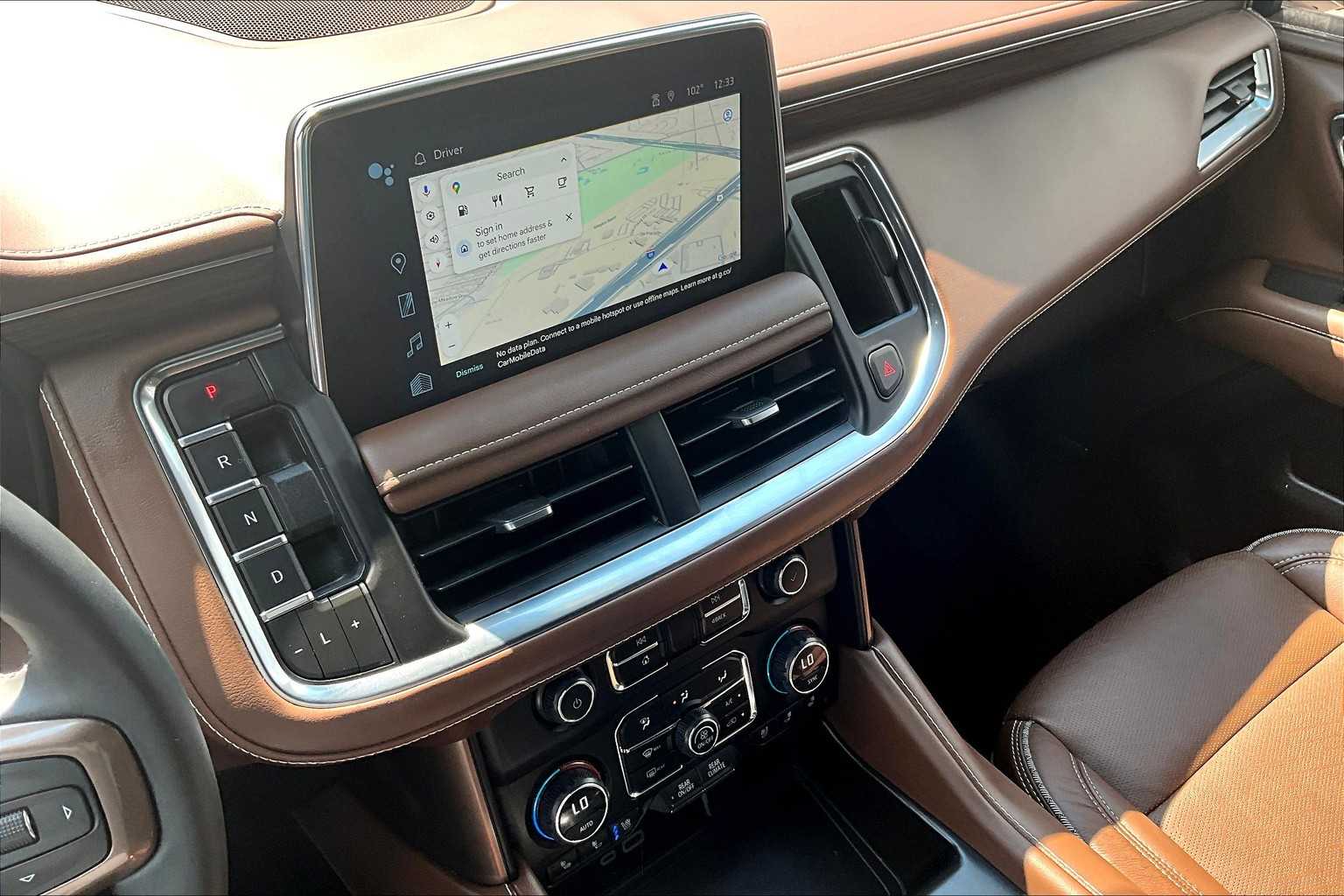 2023 Chevrolet Suburban High Country photo 6