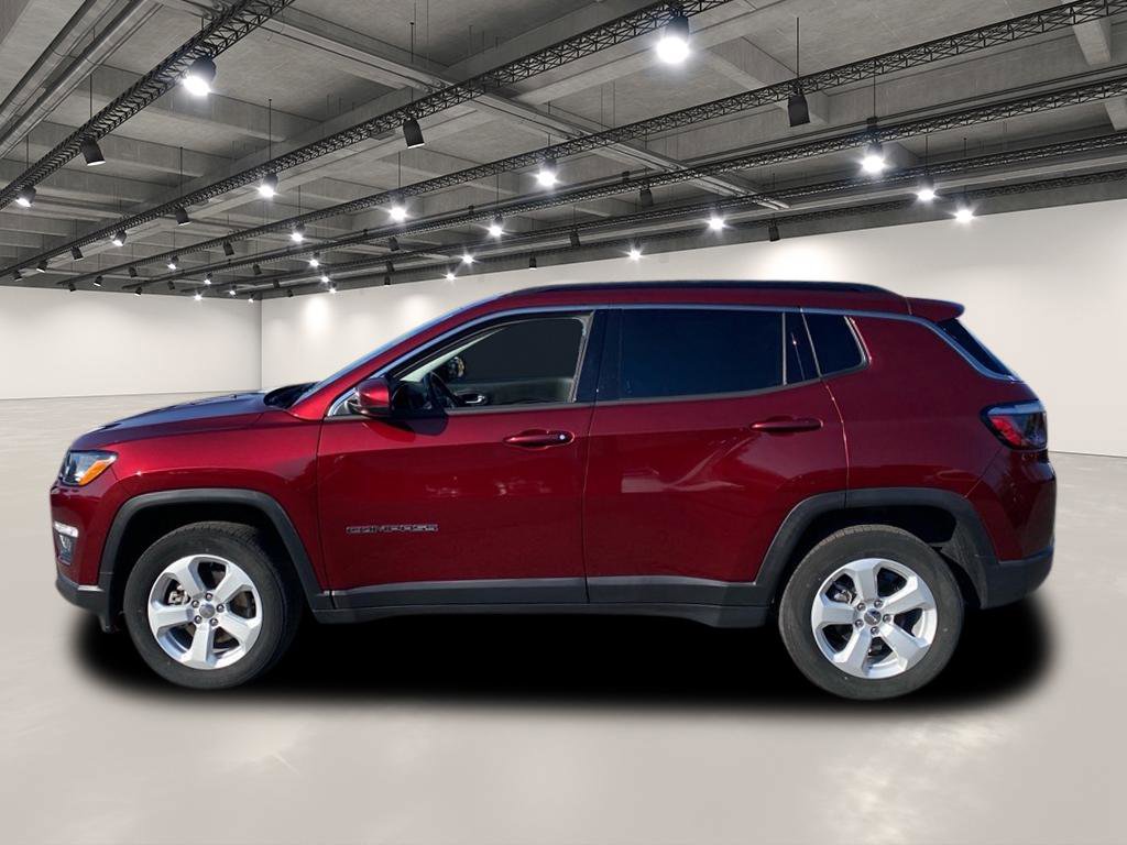 2021 Jeep Compass Latitude photo 2