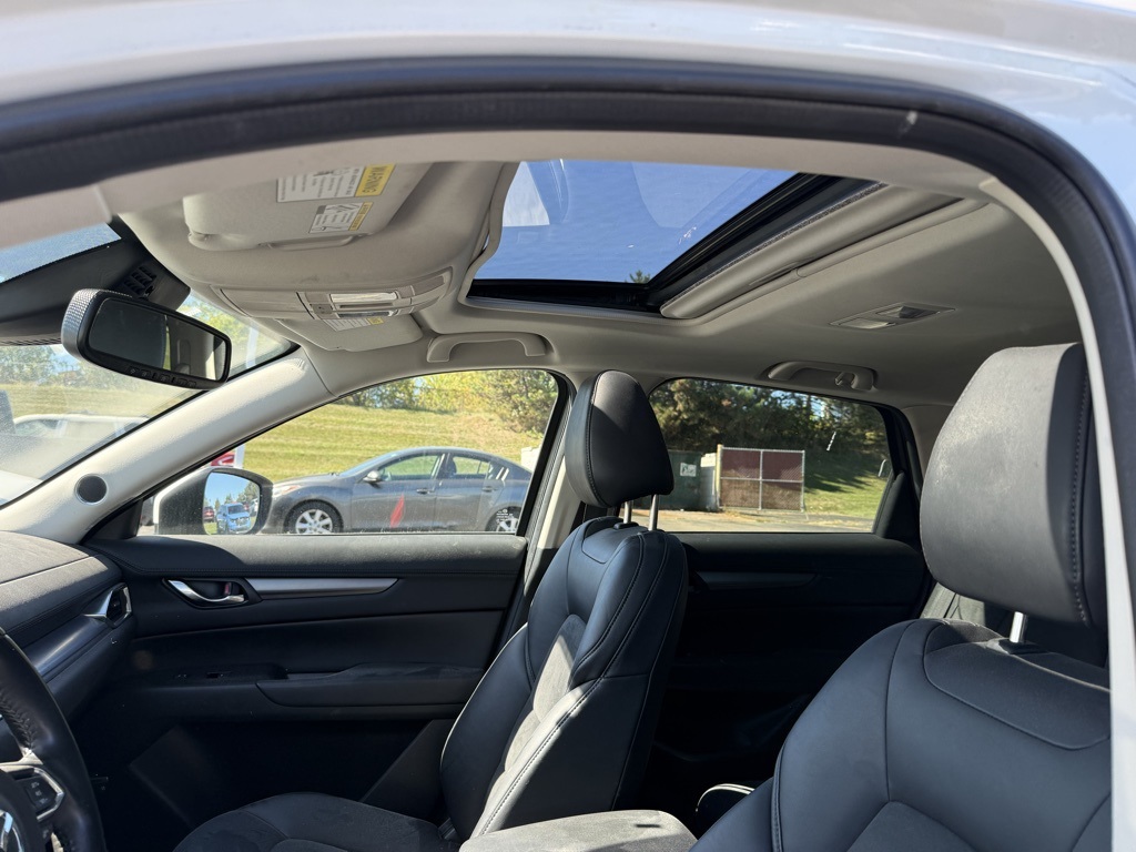 2018 Mazda CX-5 Touring photo 6