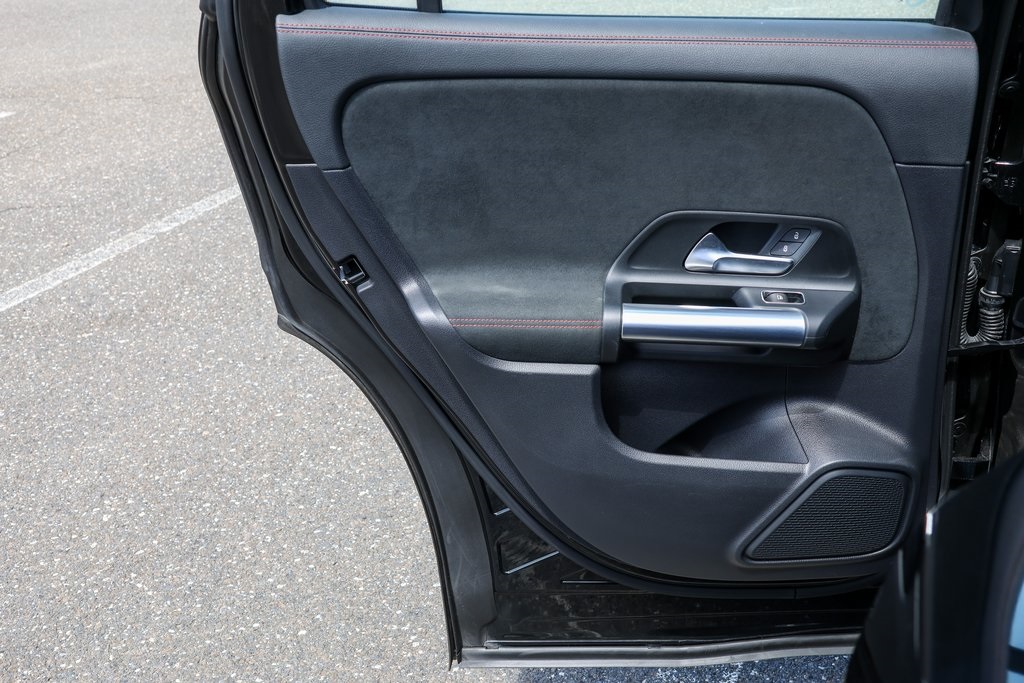 2021 Mercedes Benz GLA 35 AMG 4MATIC photo 6