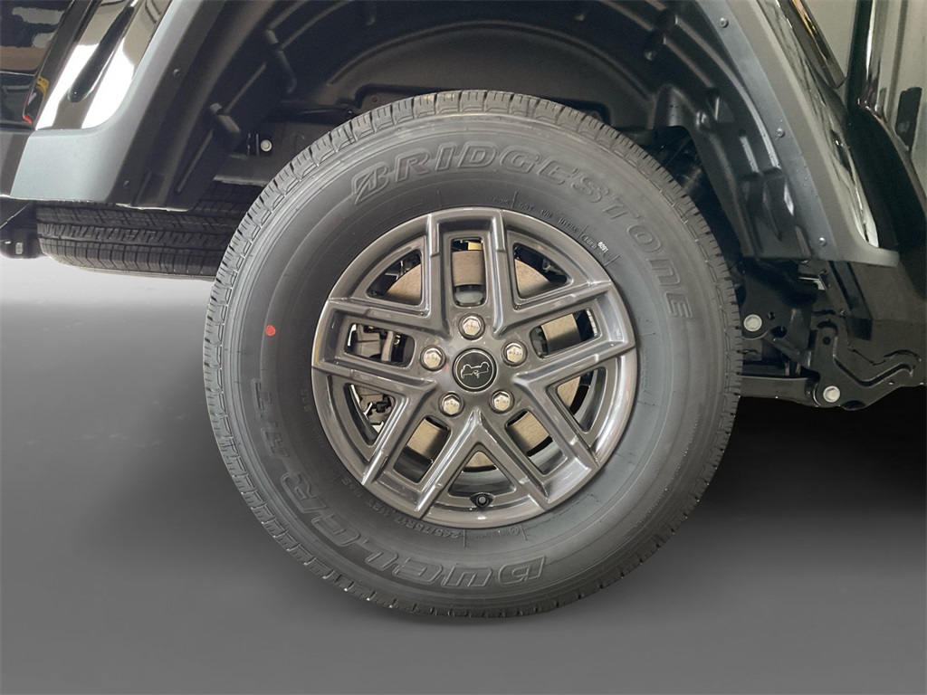 2025 Jeep Gladiator Sport S photo 15