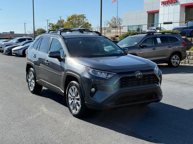2021 Toyota RAV4 XLE Premium's photo