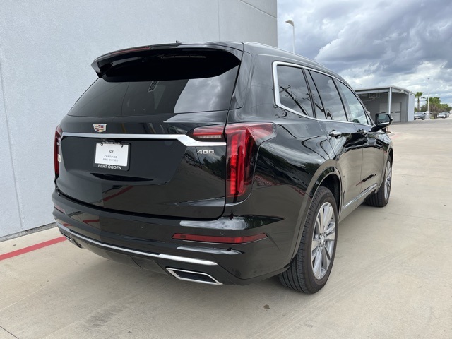 2025 Cadillac XT6 Premium Luxury photo 2