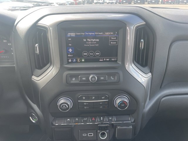 2026 Chevrolet Silverado 1500 Custom photo 15