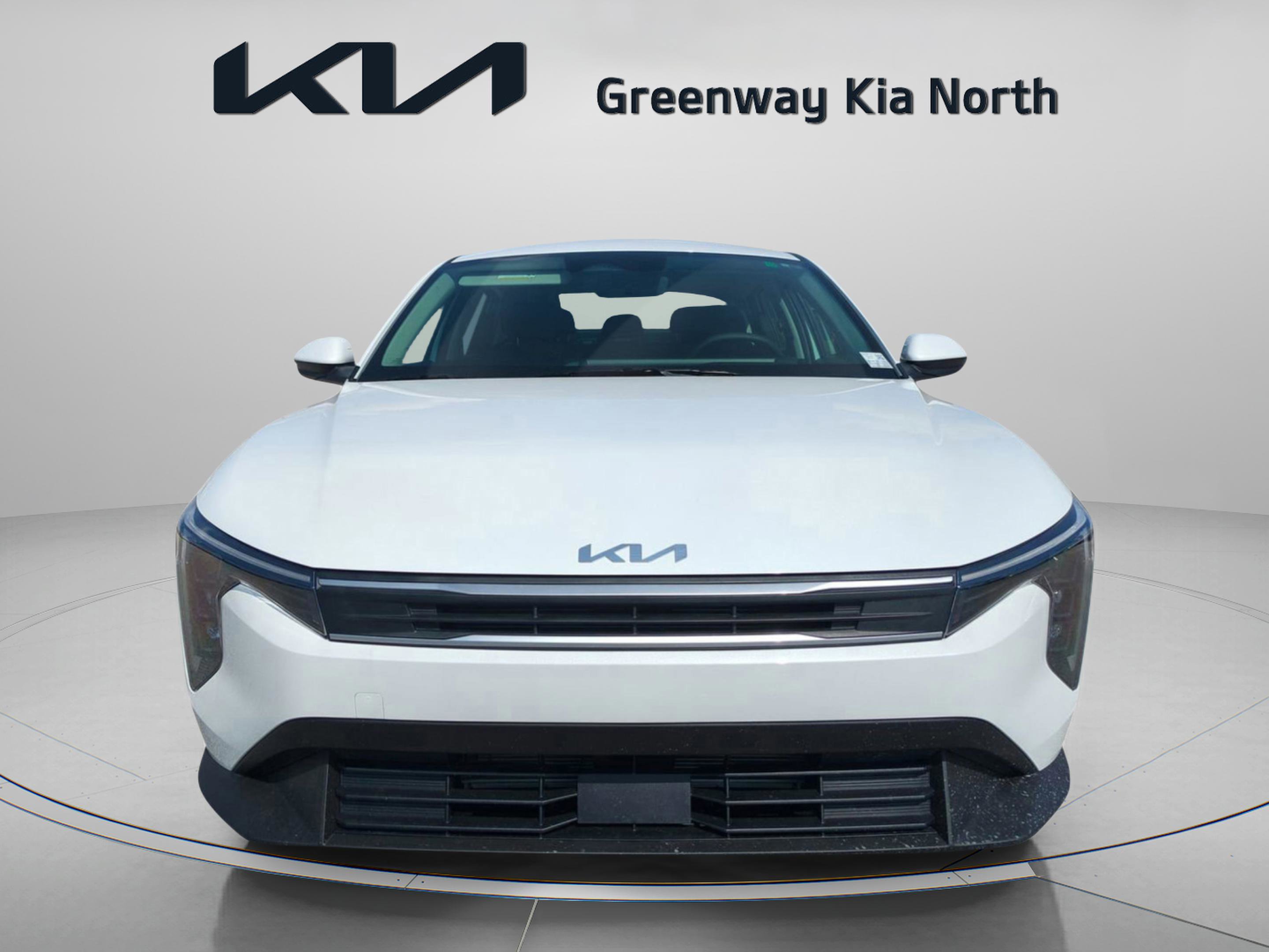 2025 Kia K4 LXS photo 2