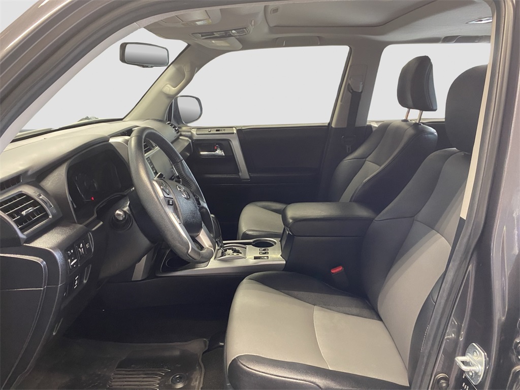 2021 Toyota 4Runner SR5 Premium photo 11