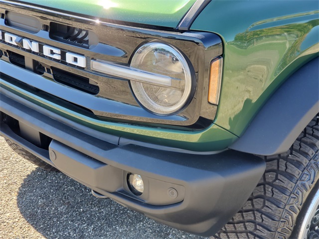2024 Ford Bronco Outer Banks photo 10