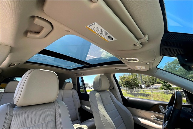2022 Mercedes Benz GLS 450 4MATIC photo 25