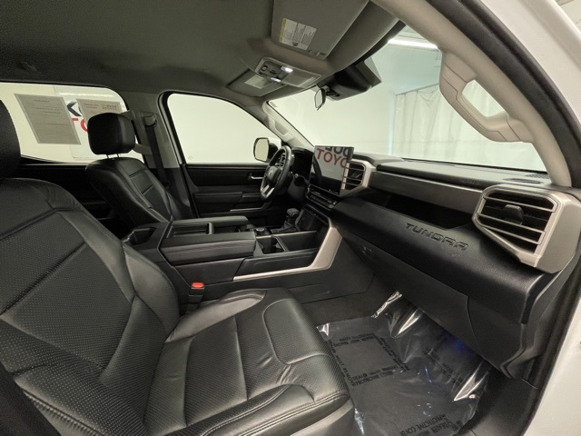 2024 Toyota Tundra SR5 photo 8