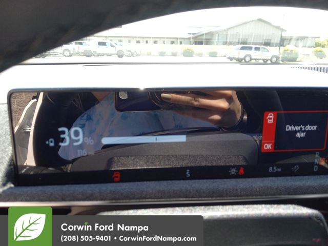 New 2025 Star White Metallic Tri-Coat Ford Premium image 17