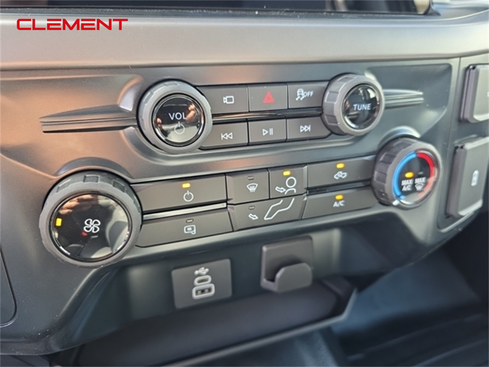 2025 Ford F-150 XL photo 17