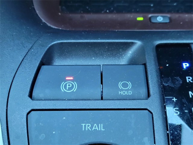 2023 Toyota RAV4 Hybrid Limited photo 19