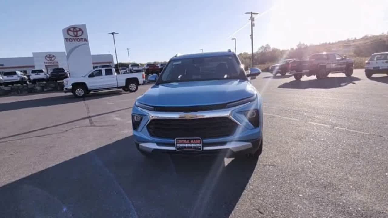 2025 Chevrolet Trailblazer LT photo 4