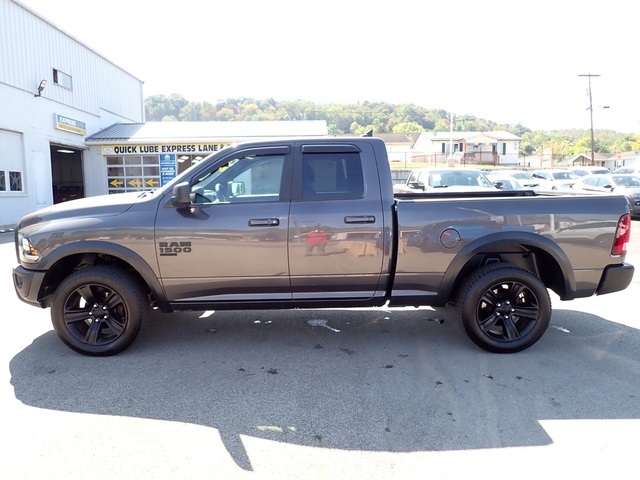2022 Ram 1500 Classic Warlock photo 2