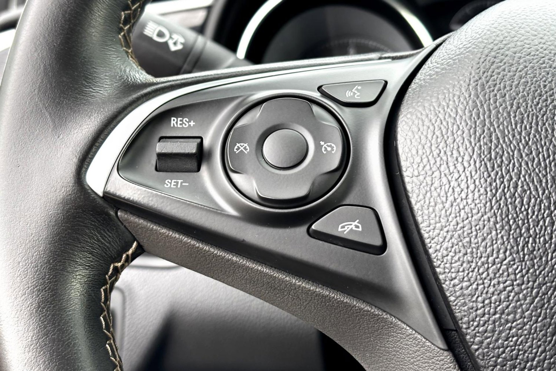 2018 Buick Envision Preferred photo 11