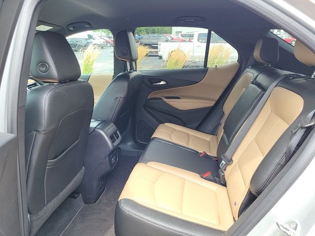 2022 Chevrolet Equinox Premier photo 10