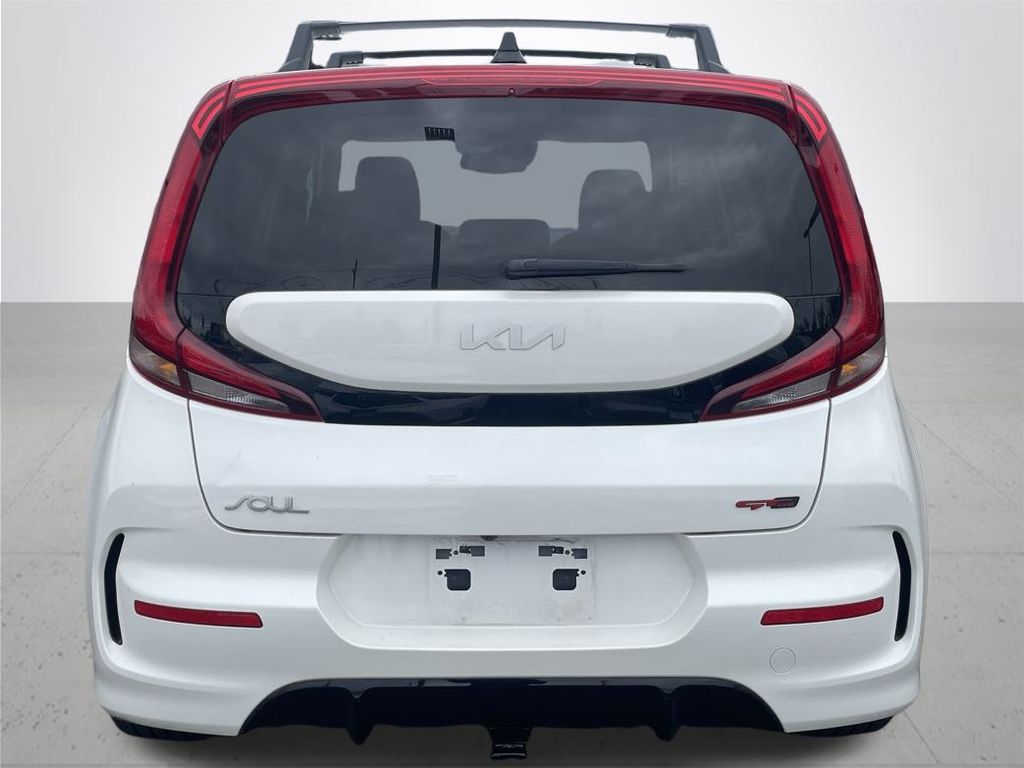 2022 Kia Soul GT-Line photo 3