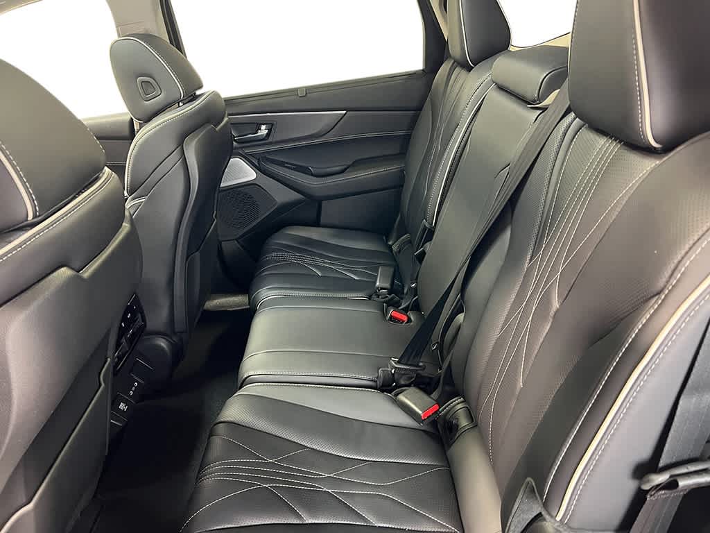 2026 Acura MDX SH-AWD Advance photo 30
