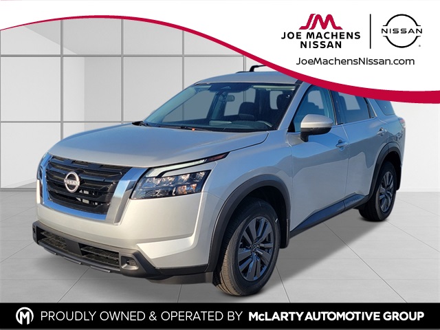2025 Nissan Pathfinder SV's photo
