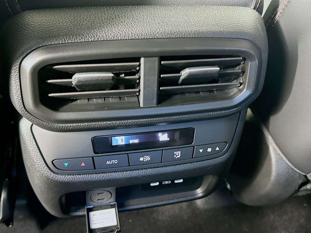 2025 Honda Pilot TrailSport photo 16
