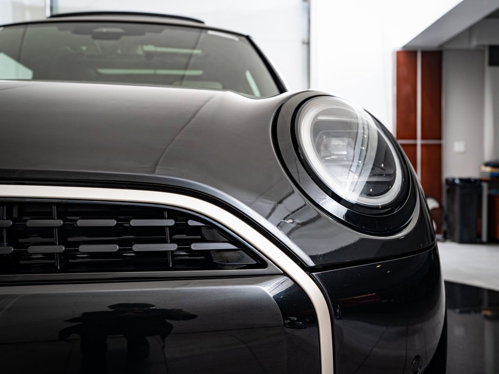 2025 Mini Cooper Signature photo 15