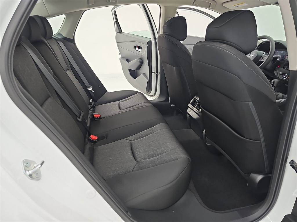 2025 Honda Accord LX photo 13