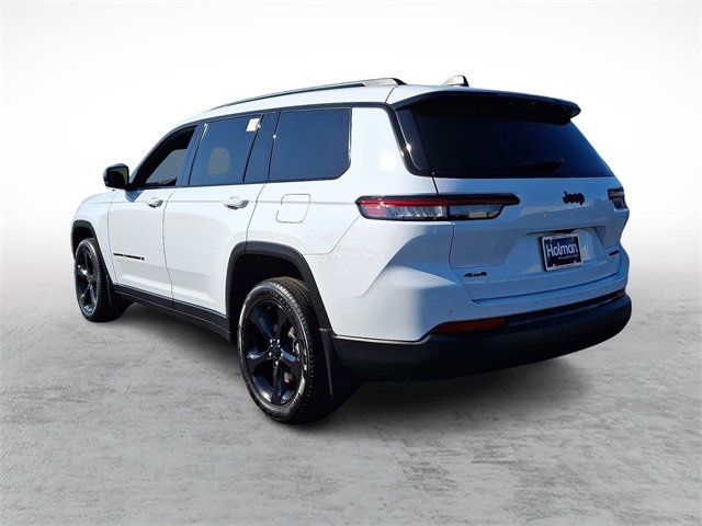 2025 Jeep Grand Cherokee Limited photo 2