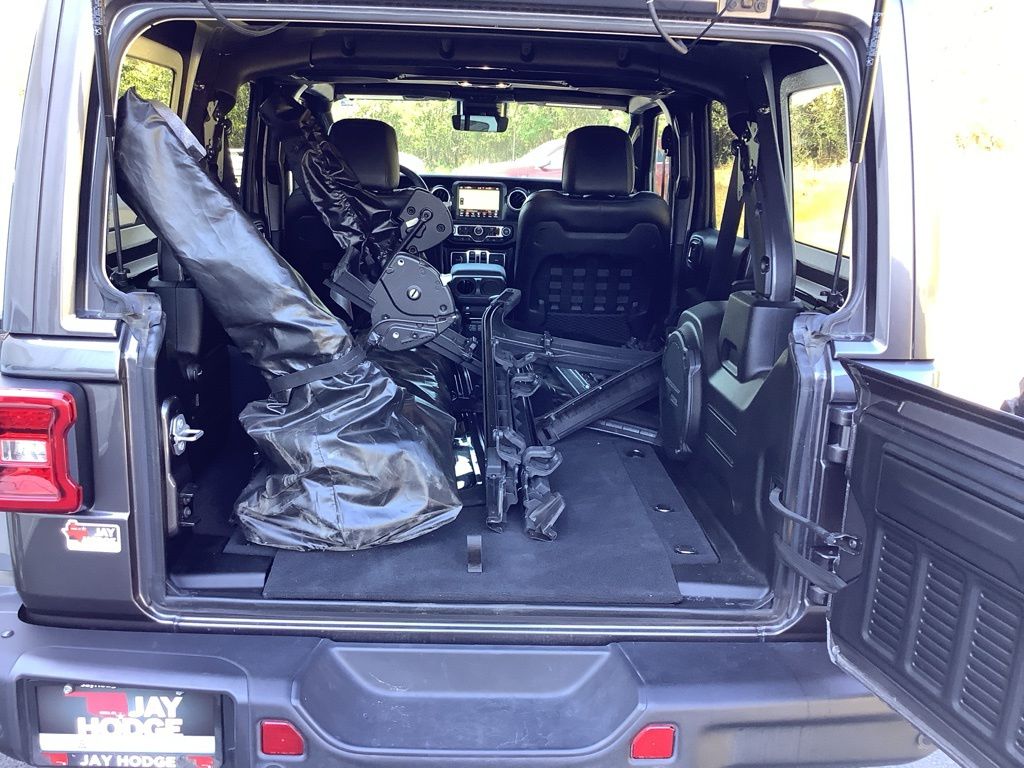 2021 Jeep Wrangler Unlimited Rubicon 392 photo 31