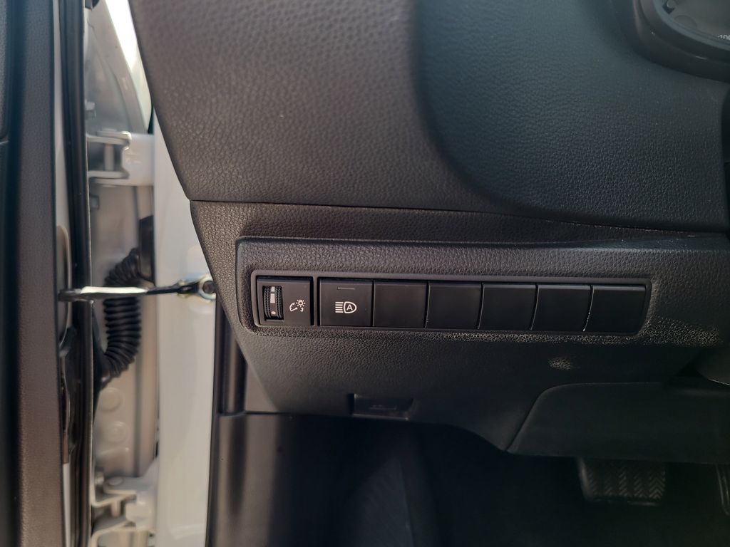 2023 Toyota Corolla LE photo 16