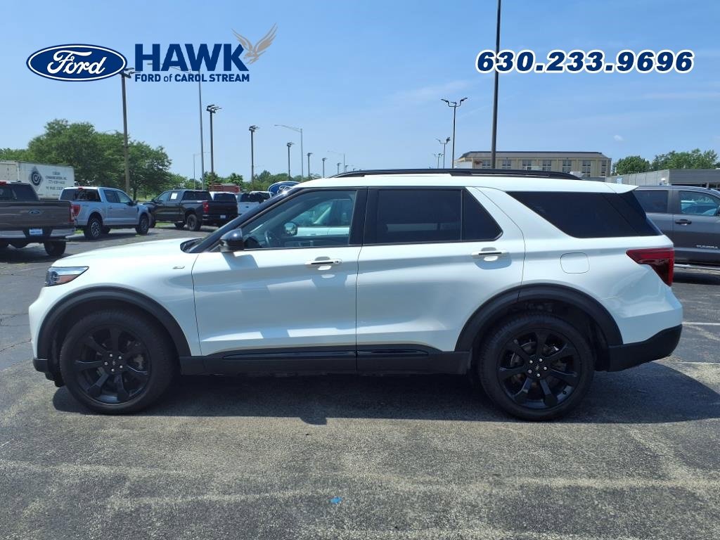 2022 Ford Explorer ST-Line photo 2