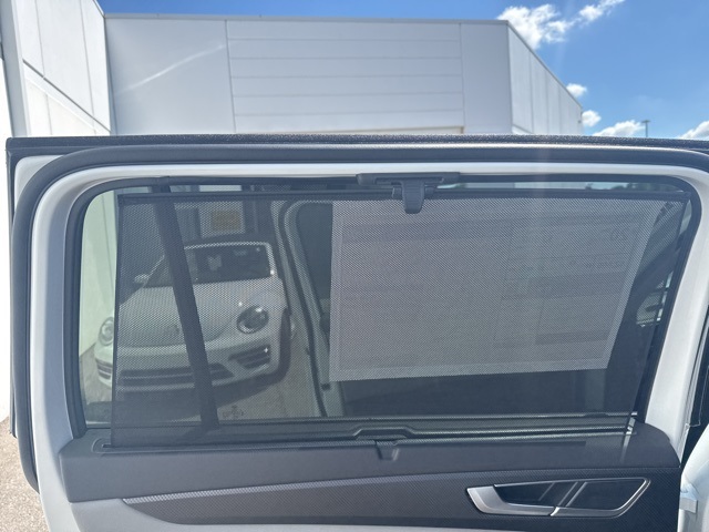2025 Volkswagen Atlas Peak Edition SE photo 21