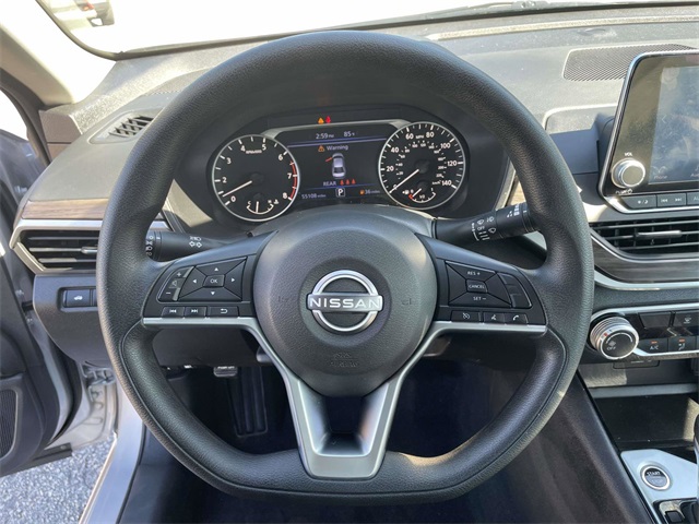 2024 Nissan Altima 2.5 SV photo 18