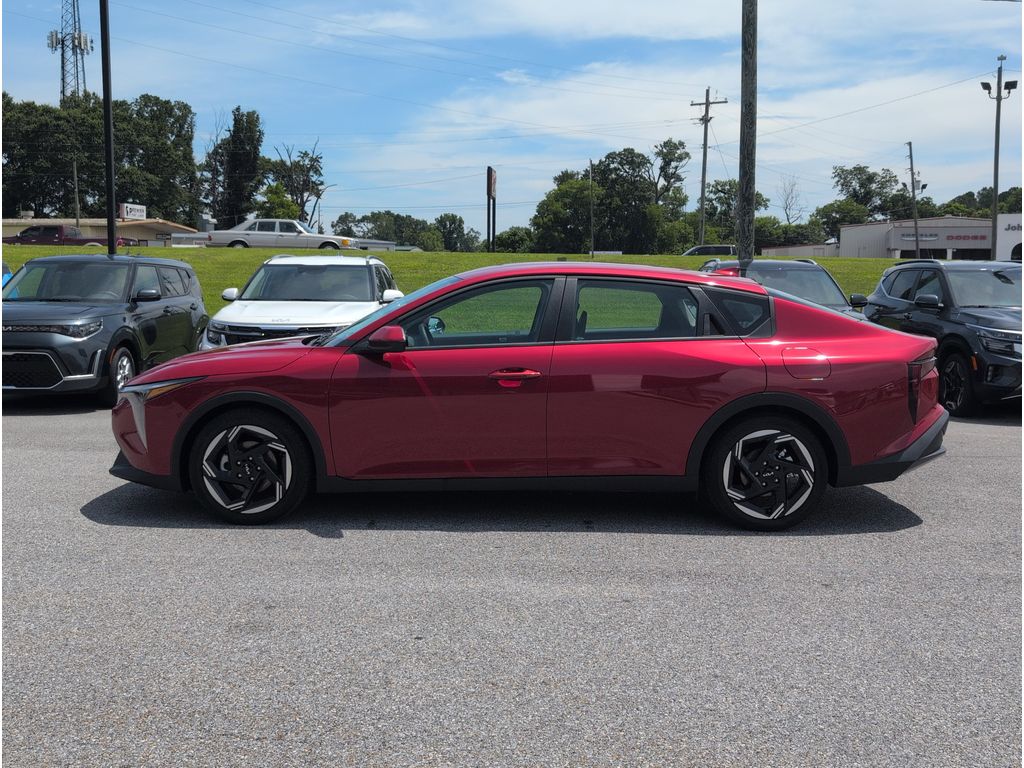 2025 Kia K4 EX photo 2