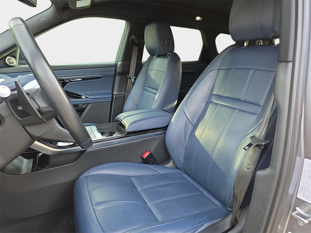 2020 Land Rover Range Rover Evoque SE photo 16
