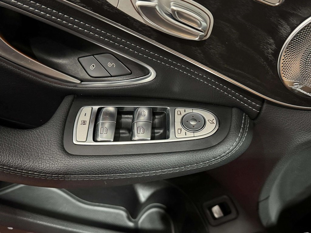 2015 Mercedes Benz C 300 4MATIC photo 16