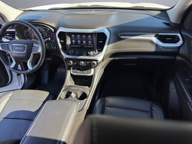 2023 Gmc Acadia SLT photo 19