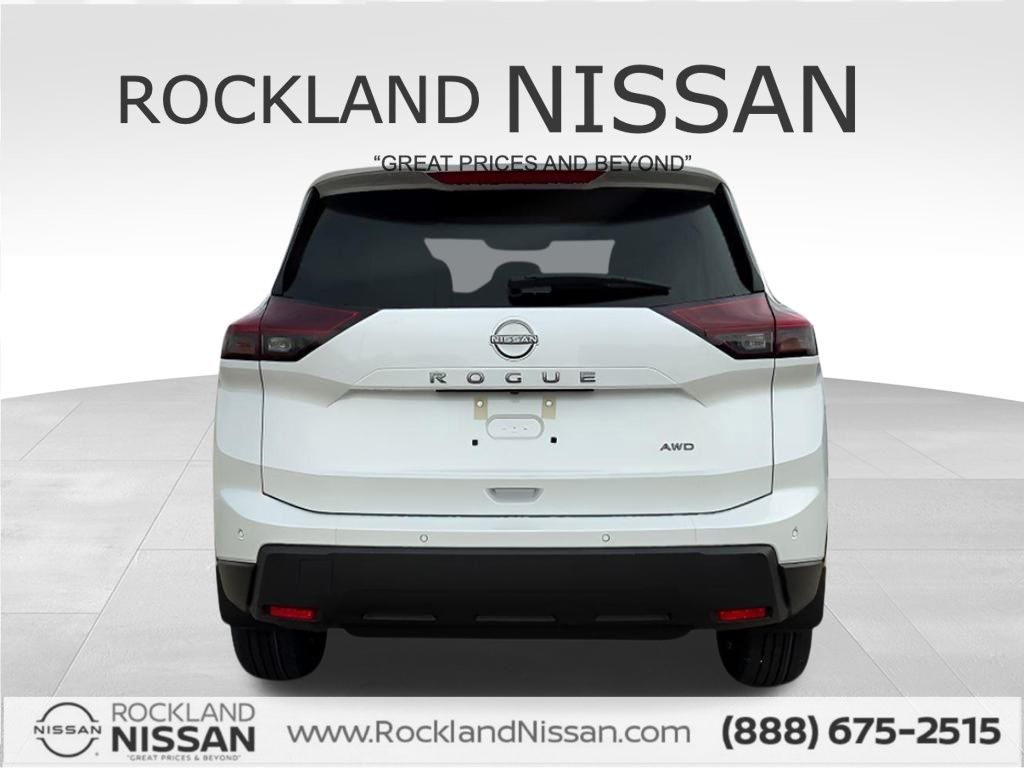 2026 Nissan Rogue SV photo 3