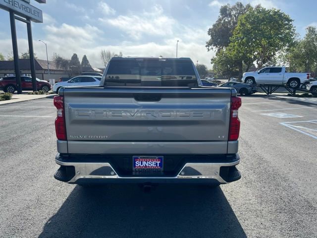 2024 Chevrolet Silverado 1500 LT photo 4
