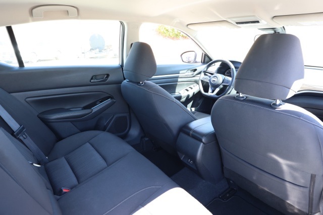 2023 Nissan Altima 2.5 SV photo 14