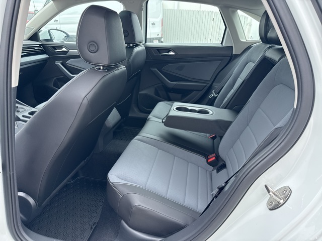 2025 Volkswagen Jetta 1.5T SE photo 10