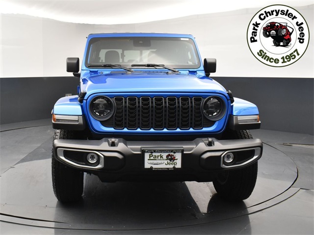 2025 Jeep Gladiator Sport photo 2
