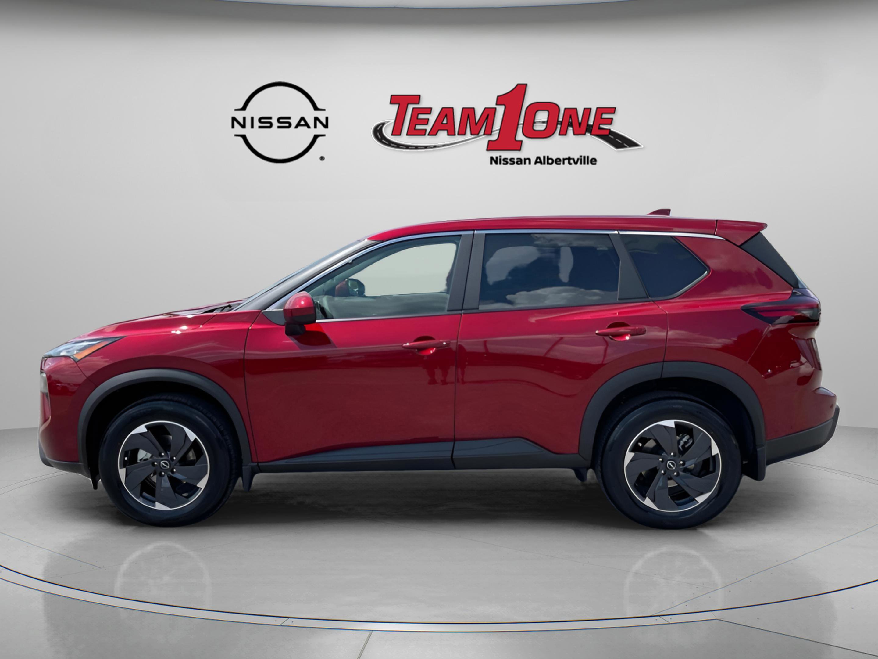 2026 Nissan Rogue SV photo 4